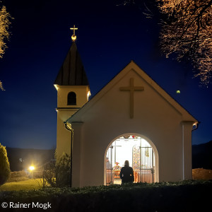 Knappenkapelle bei Nacht