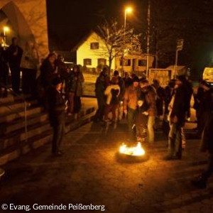 Osterfeuer bei Osternacht